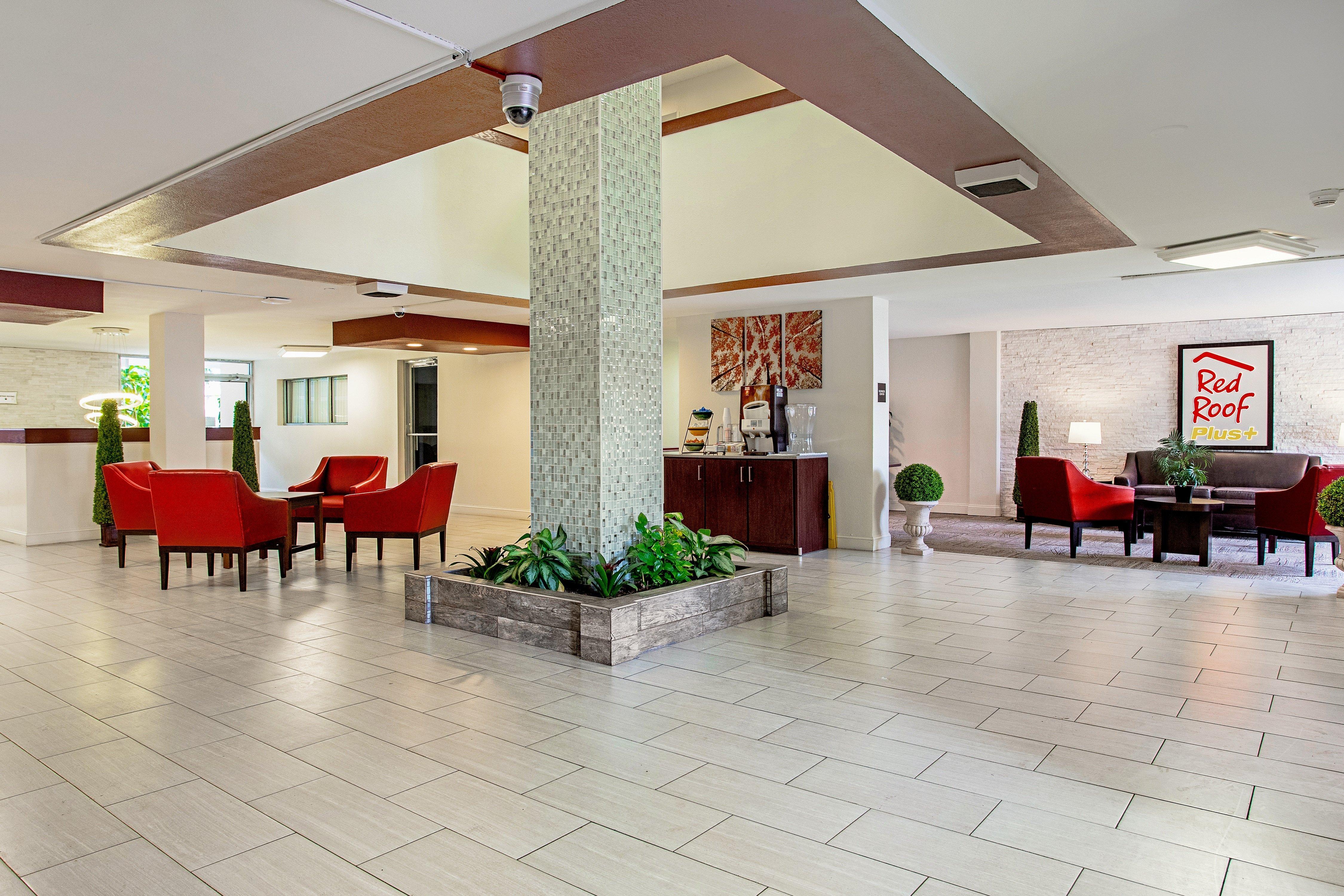Red Roof Inn Plus+ Wichita East Eksteriør billede