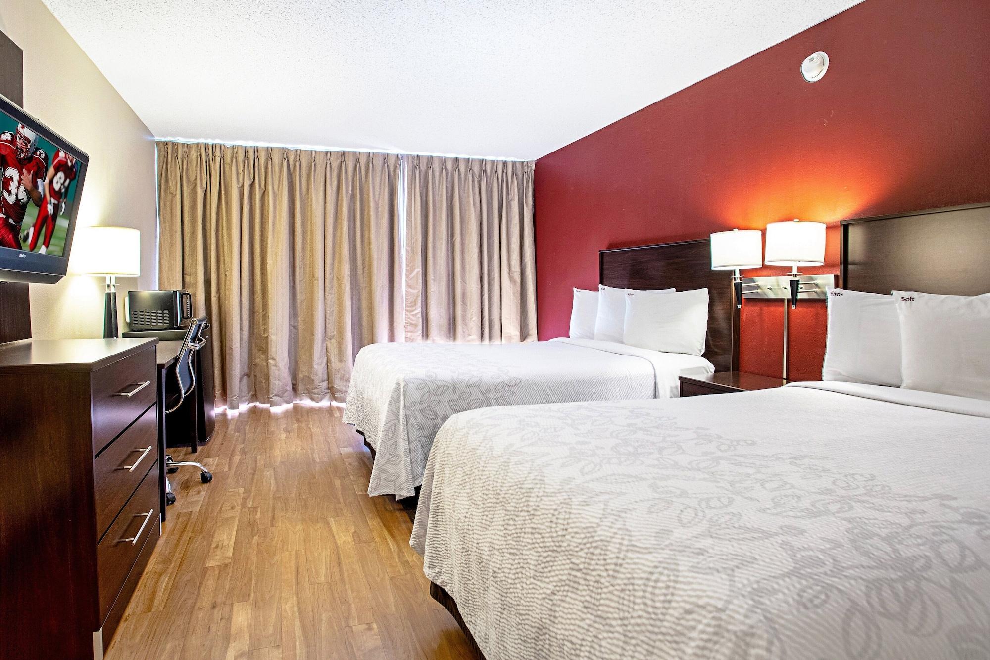 Red Roof Inn Plus+ Wichita East Eksteriør billede