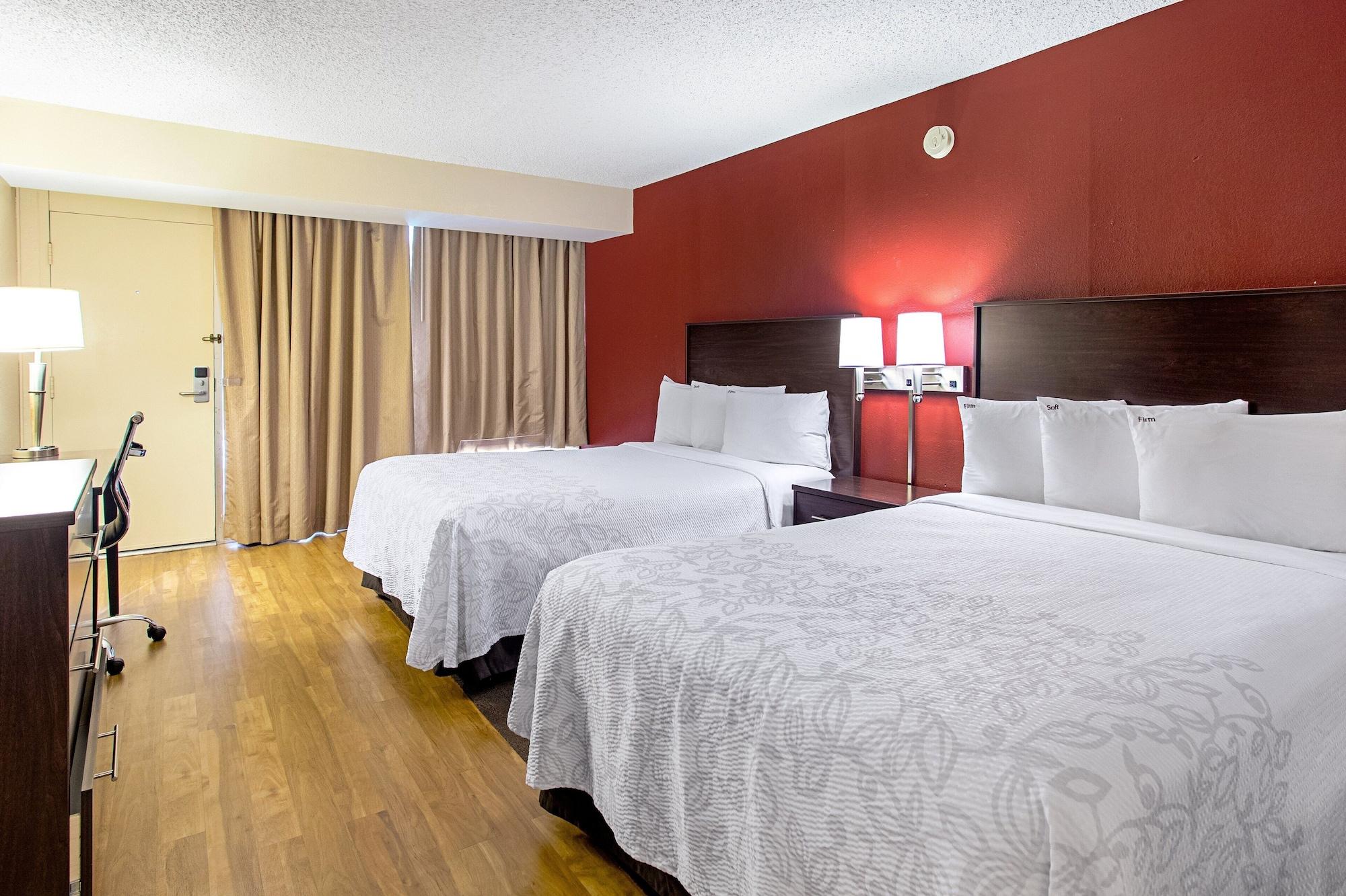 Red Roof Inn Plus+ Wichita East Eksteriør billede