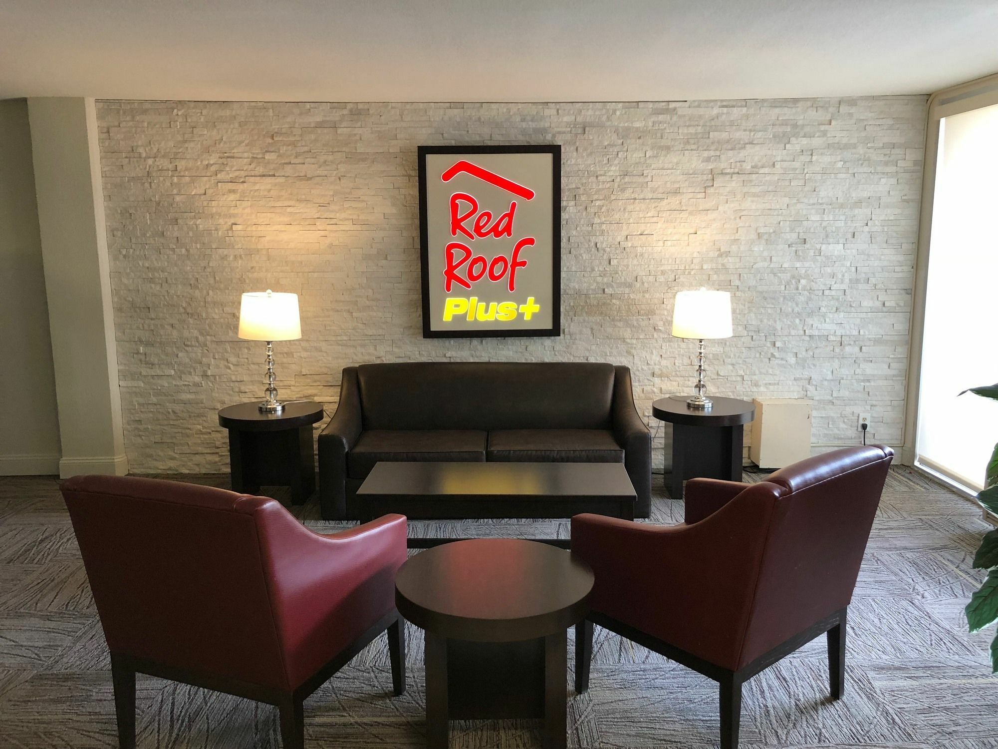 Red Roof Inn Plus+ Wichita East Eksteriør billede
