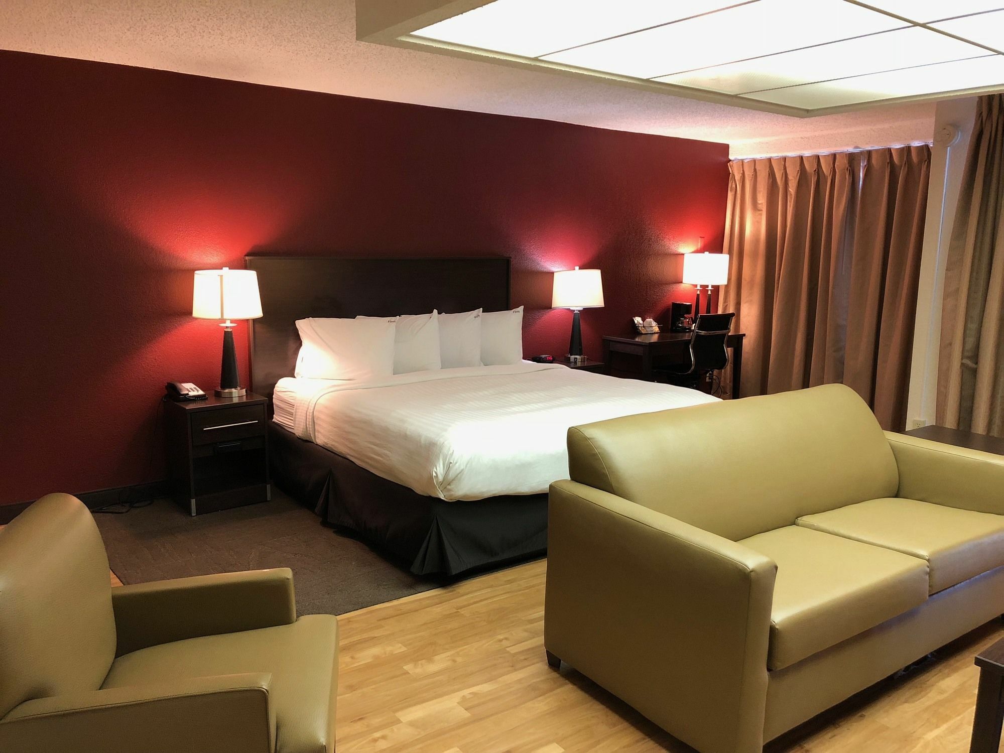 Red Roof Inn Plus+ Wichita East Eksteriør billede